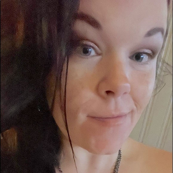 Meet your Posher, Mandy - Picture 1 of 1